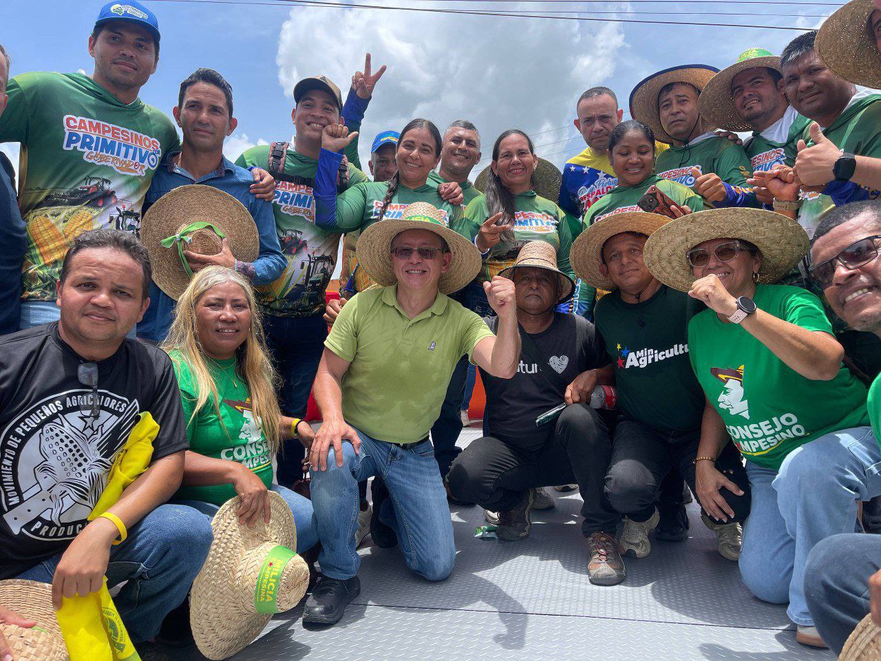 Fuerza Campesina se enlistó en defensa de la Patria